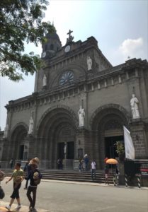 マニラの観光スポット マニラ大聖堂