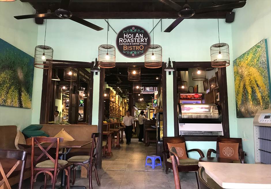 ベトナム ホイアン旧市街 おしゃれカフェ
